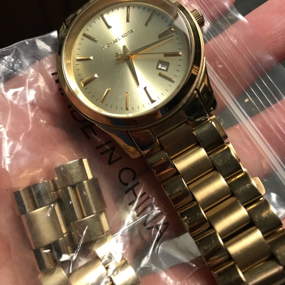 Michael Kors Watch PRICE DROP! - Picture 8 of 8